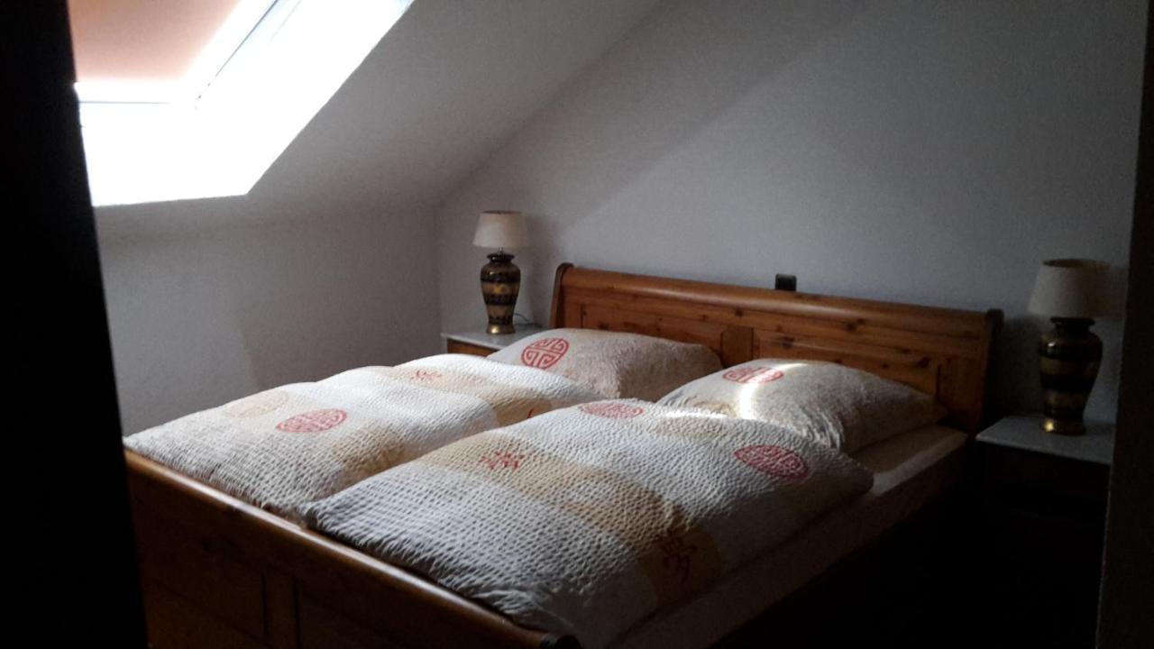 Altes Saengerheim Hotel Quierschied Екстериор снимка